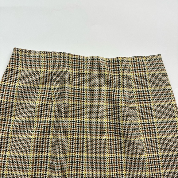 CAbi Plaid Pastime Faux Wrap Skirt Size Medium Style 3584 - Picture 9 of 11